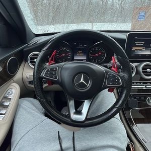 Meet your Posher, Dean